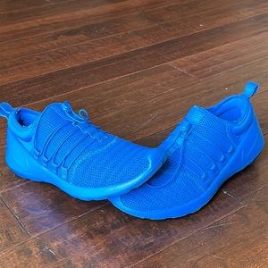 Nike Blue Athletic Shoes